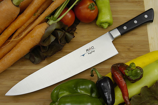 MAC Professional: Mighty Chef Knife - 9 1/2 (MBK-95)