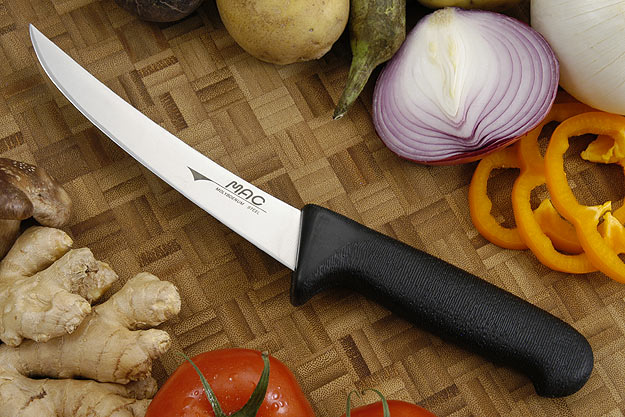 MAC Chef: Upswept Boning Knife 6 in. (PB-60)
