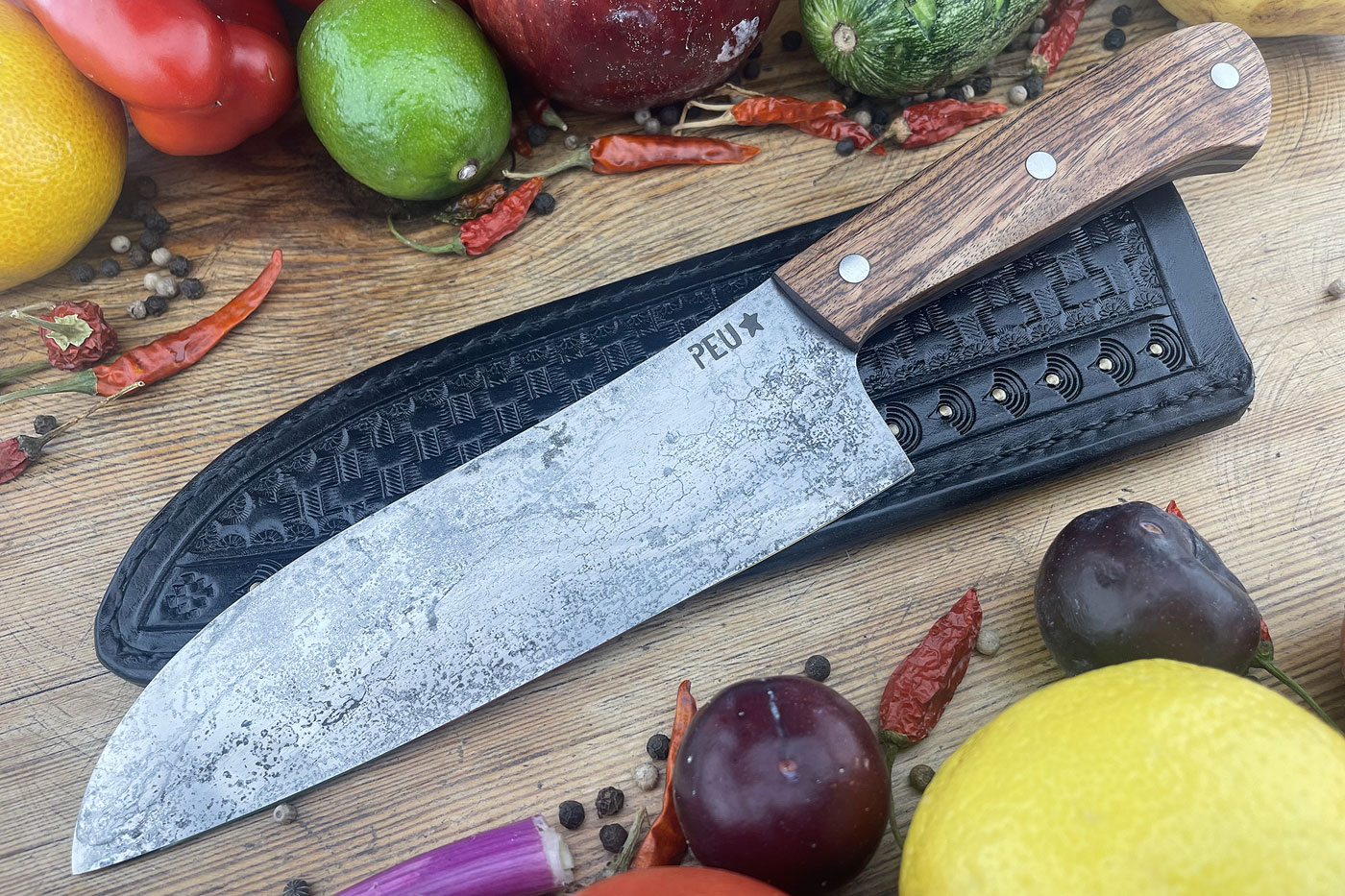 Chef's Knife (Santoku) with Urunday and O2 Carbon Steel