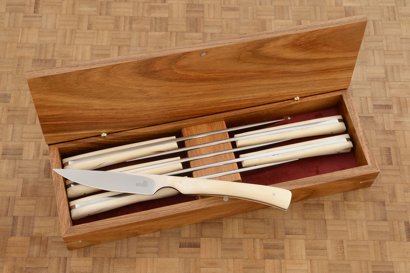 Steak Knife Set (6) with Warthog Tusk