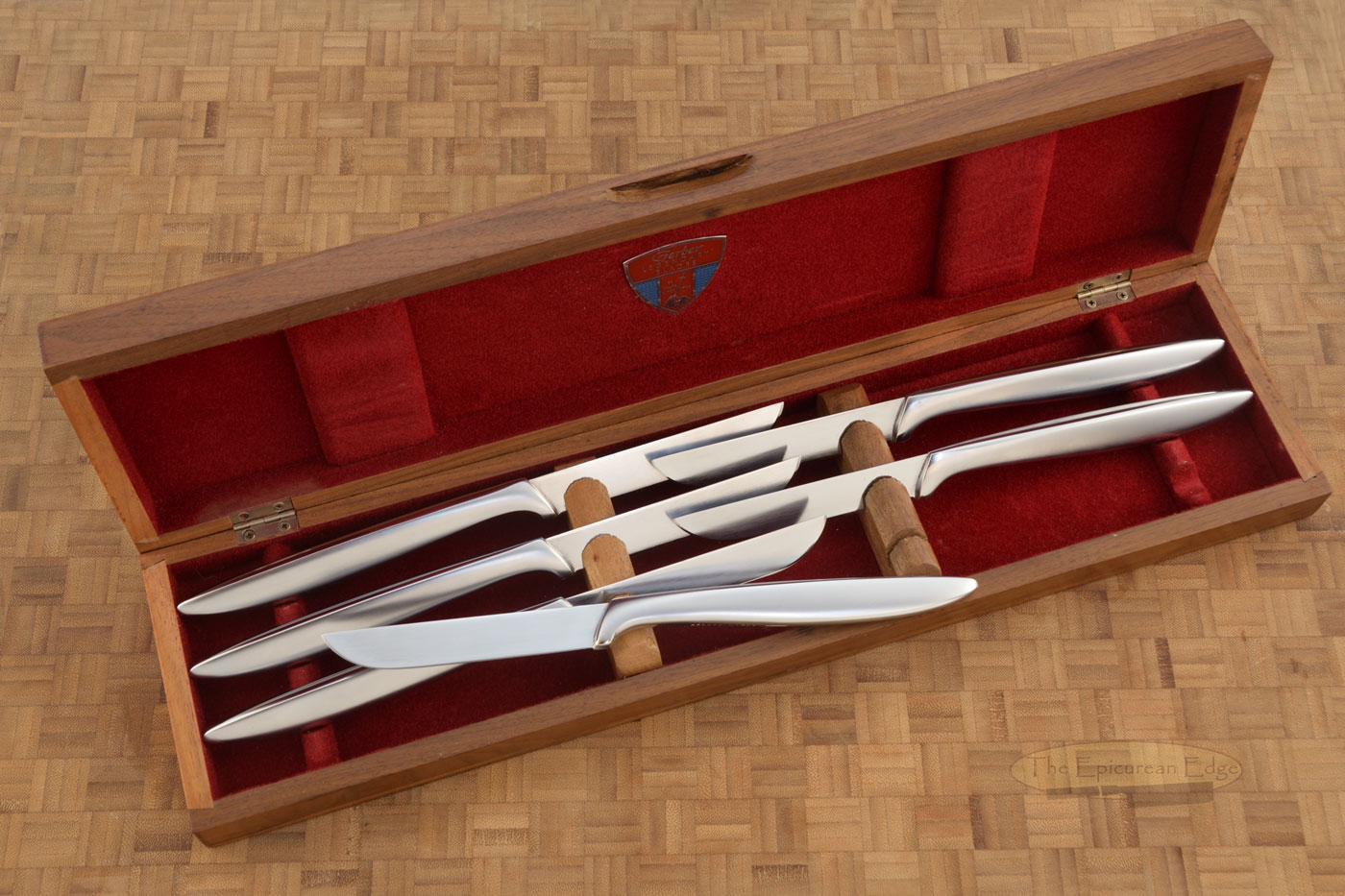 Vintage Gerber Wasky Steak Knife Set - Set of 6 with Walnut Presentation Box