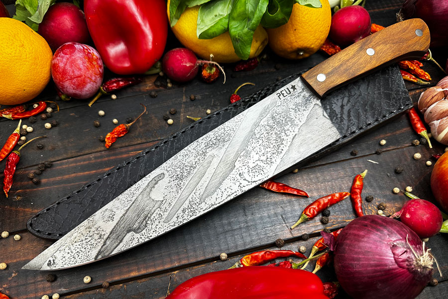 Chef's Knife (Cocinero 230mm) with Lapacho and O2 Carbon Steel