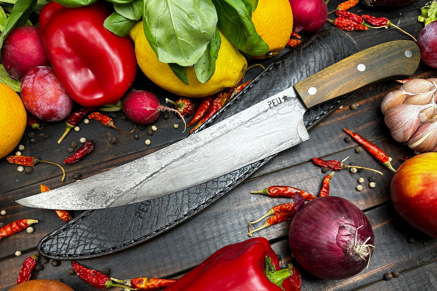 Scimitar Fillet/Butcher's Knife (230mm) with Argentine Lignum Vitae and O2 Carbon Steel