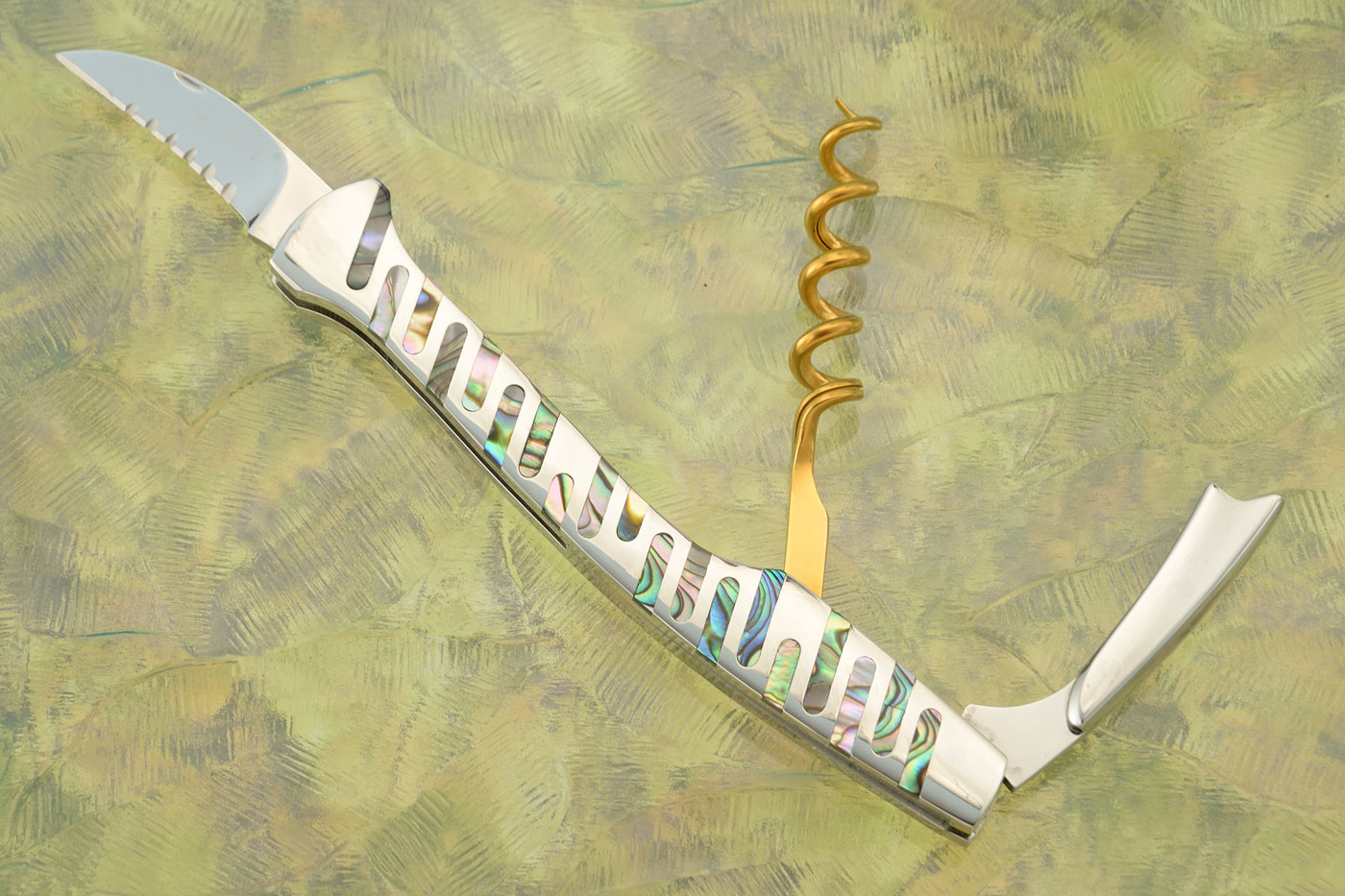 Piraruku Sommelier Tool with Abalone