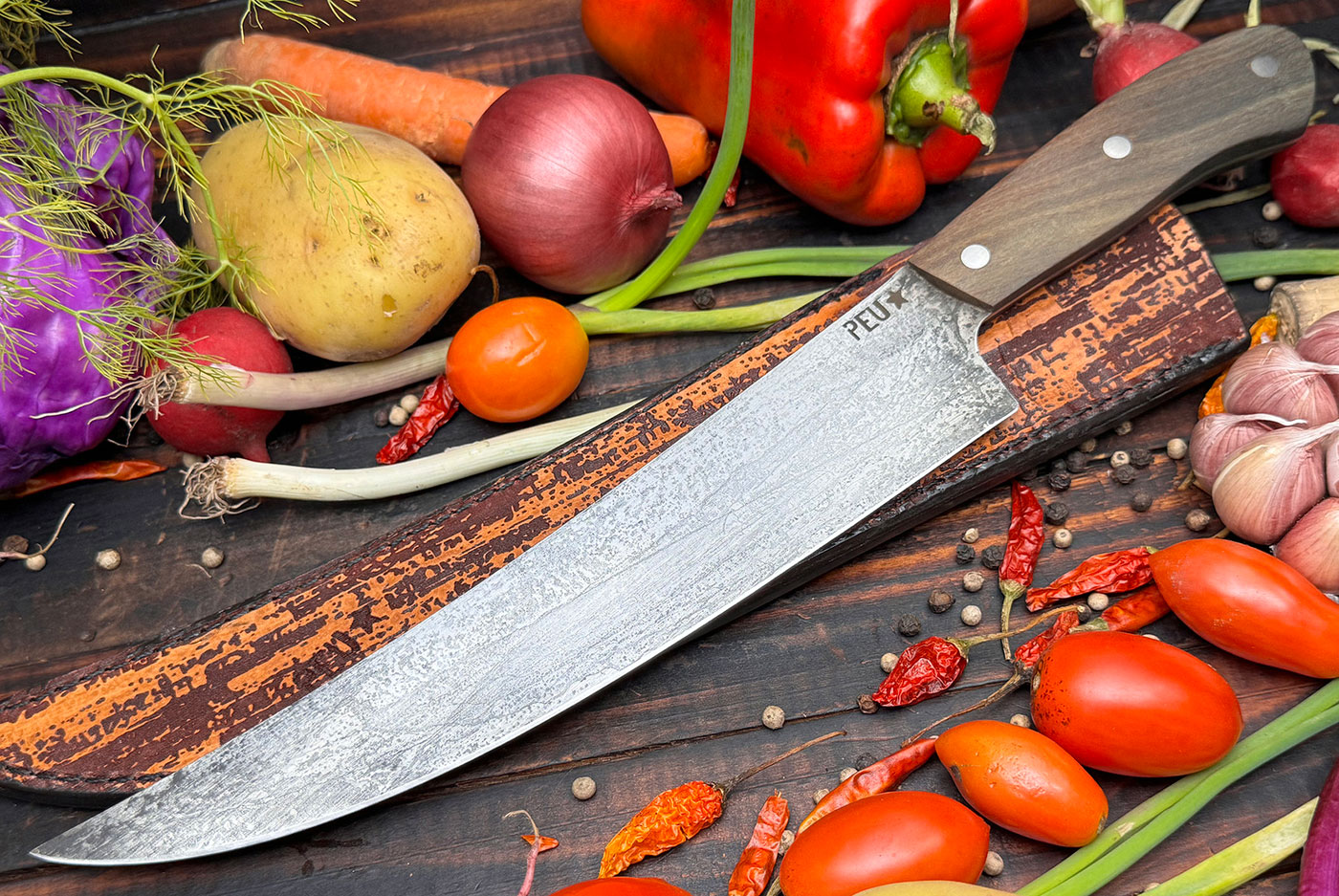 Scimitar Fillet/Butcher's Knife (230mm) with Argentine Lignum Vitae and O2 Carbon Steel