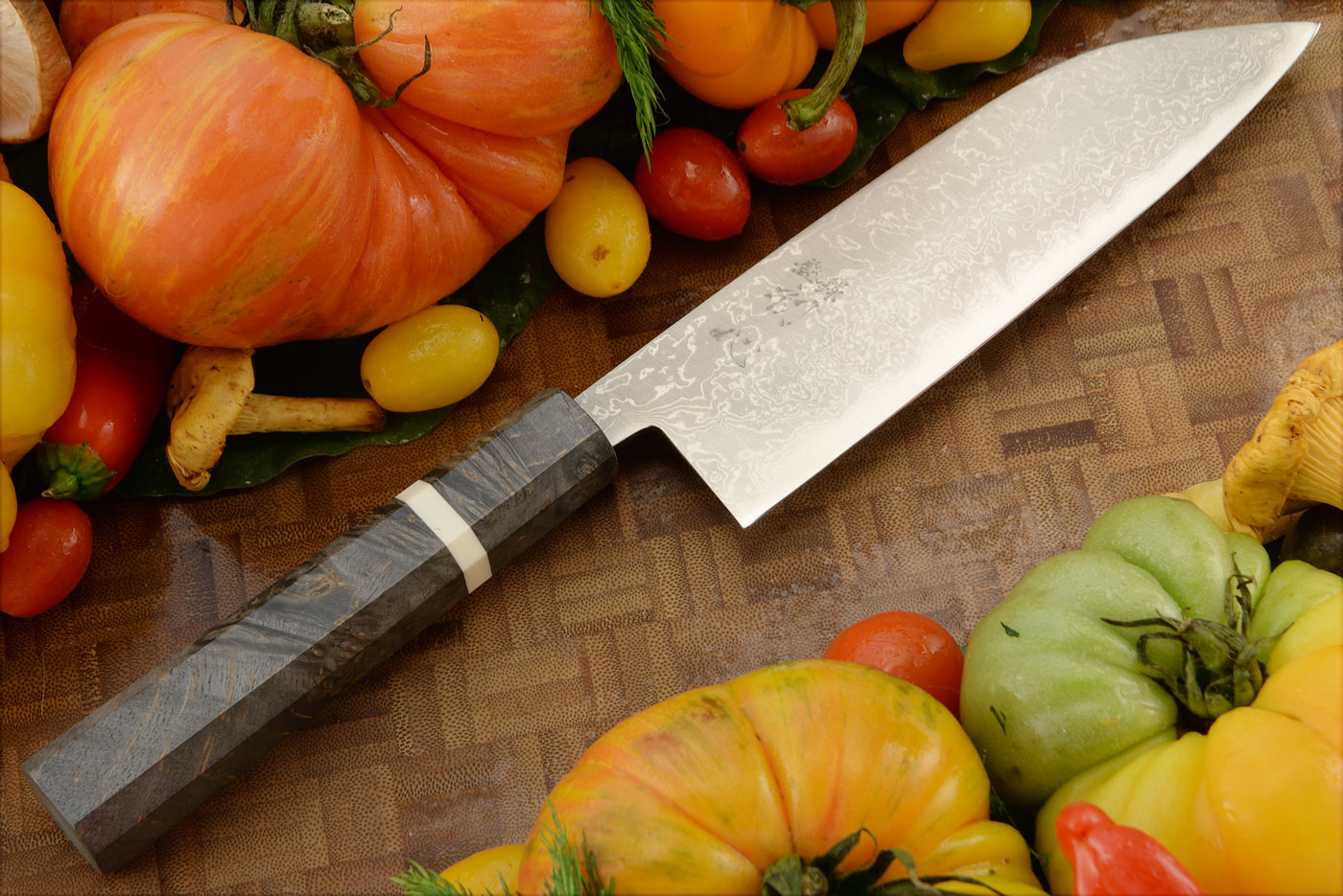 Chef's Knife (Santoku) - 6-2/3 in. (165mm) - Aogami 2 Carbon Damascus San Mai - Migaki