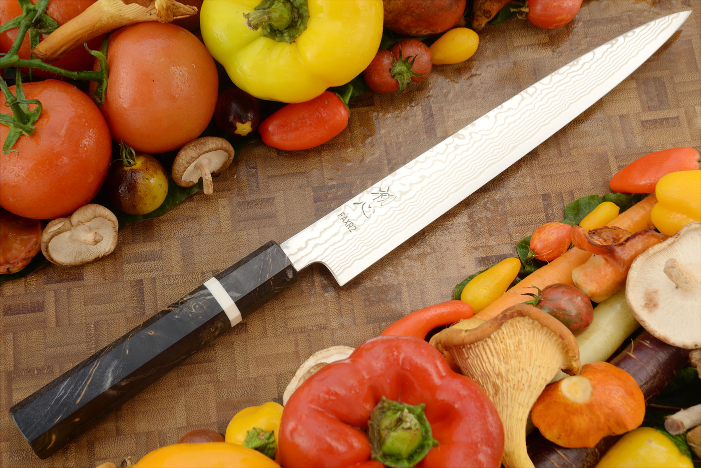 Slicing Knife (Sujihiki) - 9-1/2 in. (240mm) - Stainless R2 Damascus San Mai