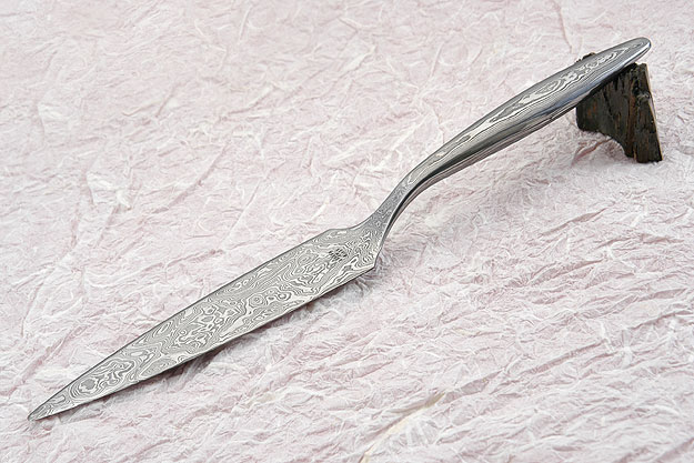 Integral Damascus Cake Knife