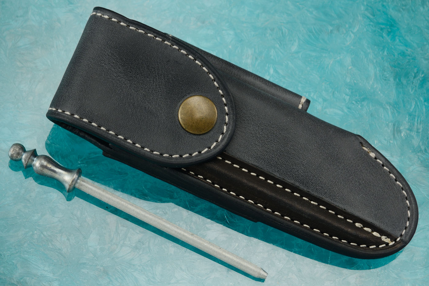 Belt Pouch for Laguiole 12cm Knives, Black Leather (Includes Sharpener)